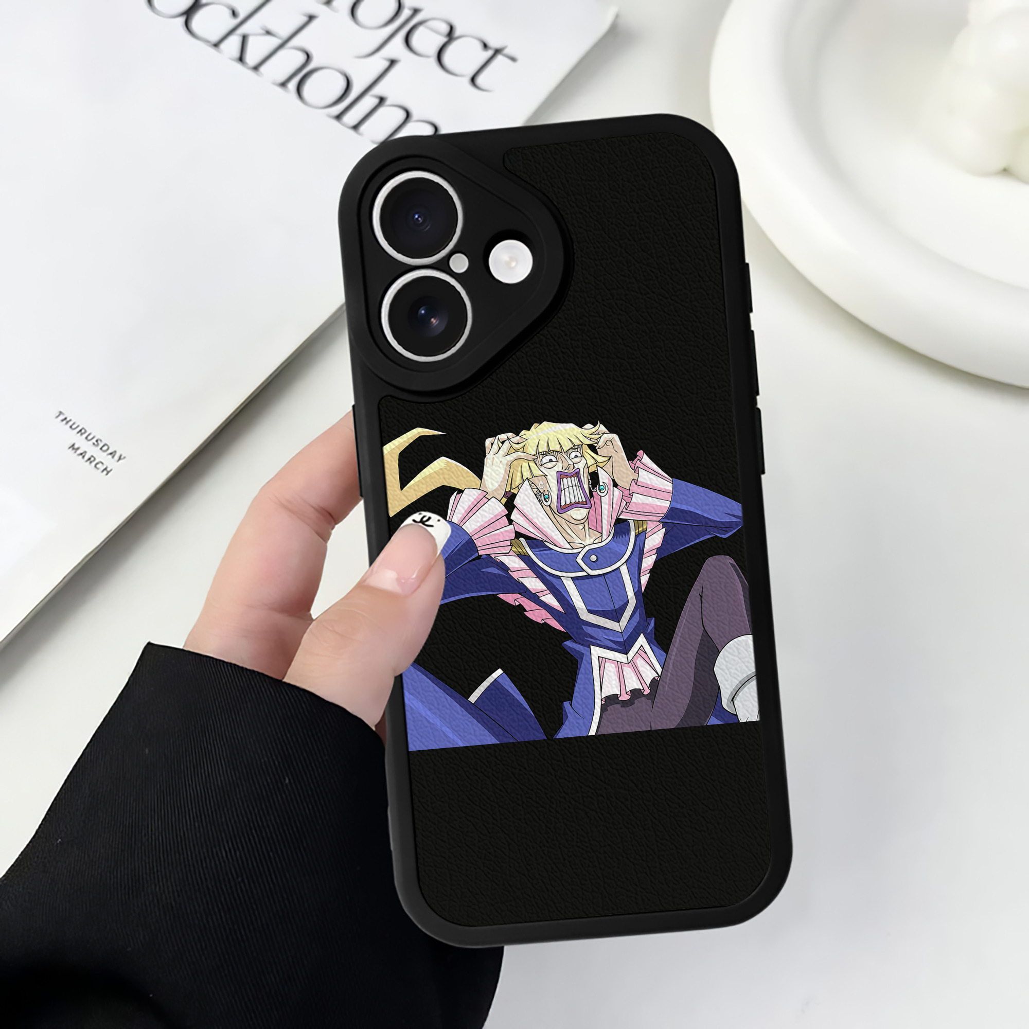 （画像用） 遊☆戯☆王 Yu-Gi-Oh! 【iPhone 16シリーズ対応】シリコンスマホケース（レザー調） 材質：シリコン